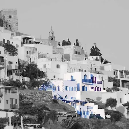 Hotell Asvestoti Mesonettes Blue Light σιελ μεζονετεs